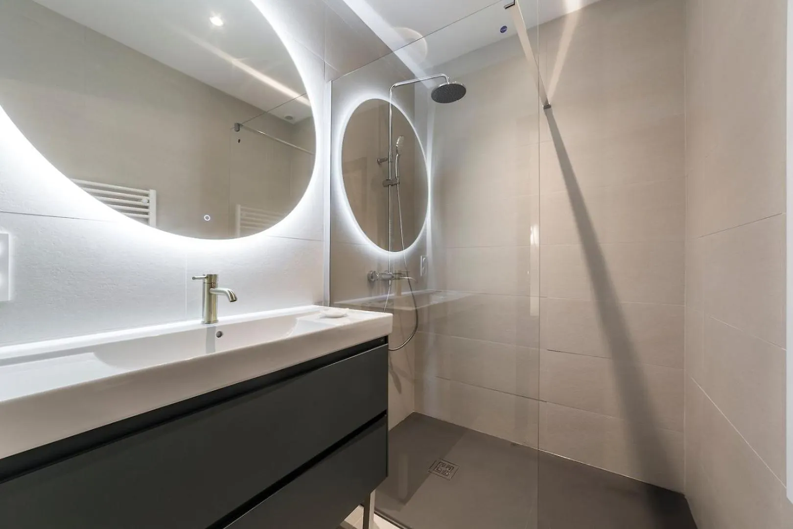 Opera Muse Apartment Lyon 0*,  France